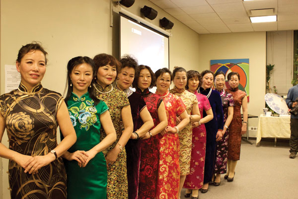 Scroll revives cheongsam beauty in New York