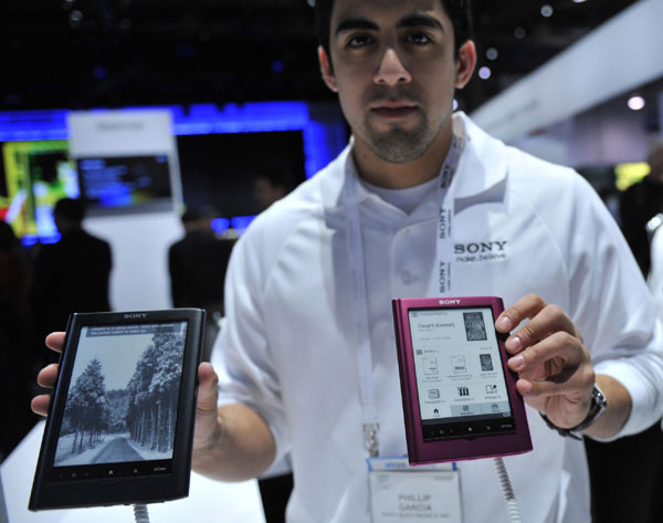 Tablets, 3D TVs create buzz at CES 2011