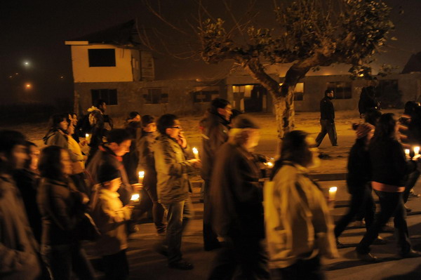 Chile marks quake anniversary