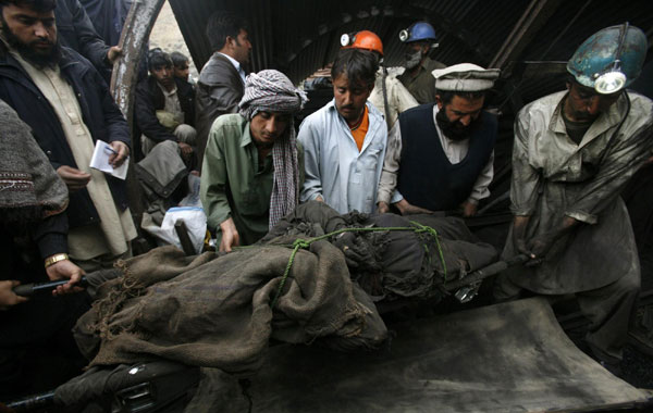 29 killed, 23 trapped in Pakistani coal mine blast