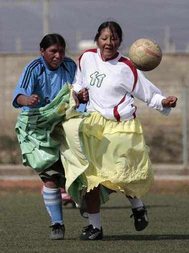 Highland soccer women aim high