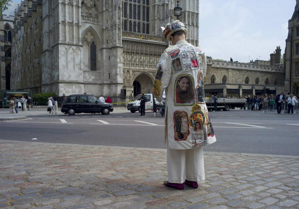 Coat covered in pics of Britain's Royal family