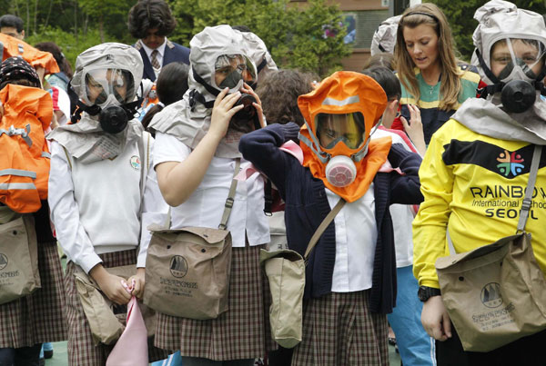 Earthquake drill in Seoul