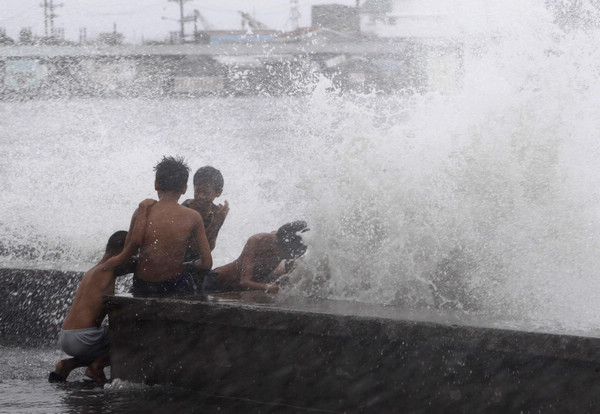 Tropical storm Aere kills 13 in Philippines