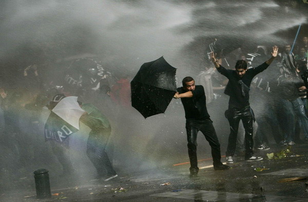 Chile students protest for education reform