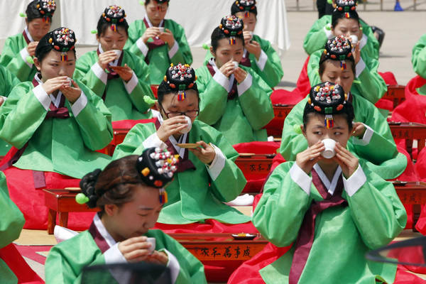 Coming-of-age day ceremony in Seoul