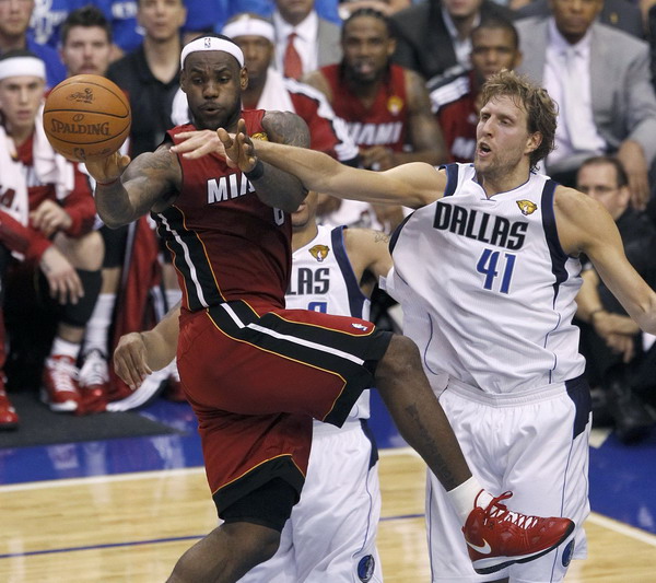 Heat beat Mavs in NBA Finals Game 3