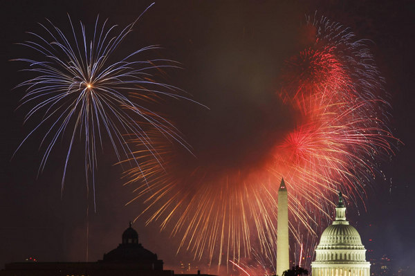 Fireworks mark Independence Day in US