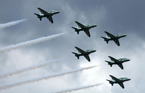 Gravity-defying stunts at Belgium air show