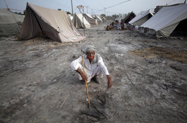 Flood victims in Sukkur, Pakistan