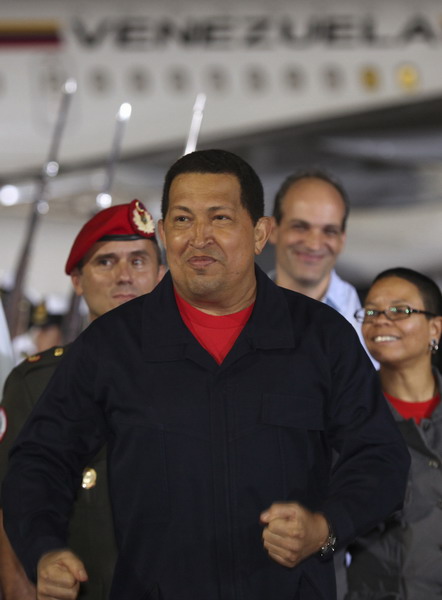 Chavez returns to Venezuela from Cuba after chemo