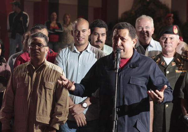 Chavez returns to Venezuela from Cuba after chemo