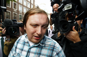 Pie-thrower against Murdoch faces sentence