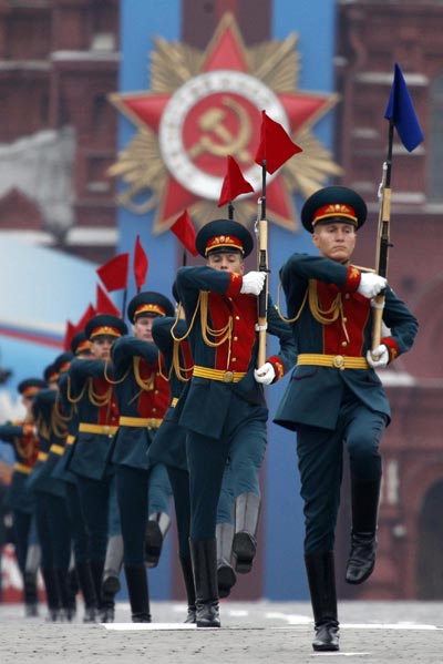 Russia holds Victory Day parade in Red Square