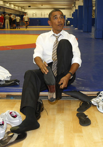 Obama visits US Olympic Training Facility