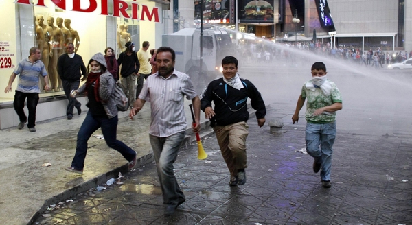 Turkish protests escalate