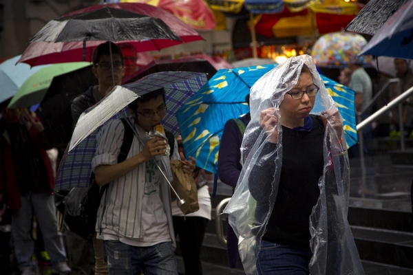 Storm brings heavy rain in New York