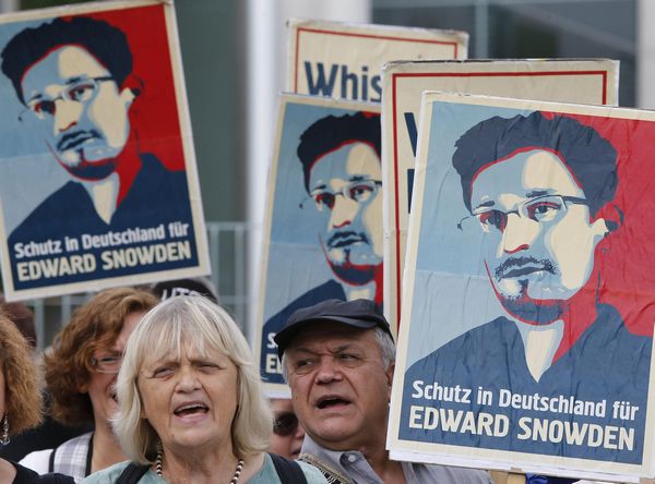 Rally held in support of Snowden in Berlin