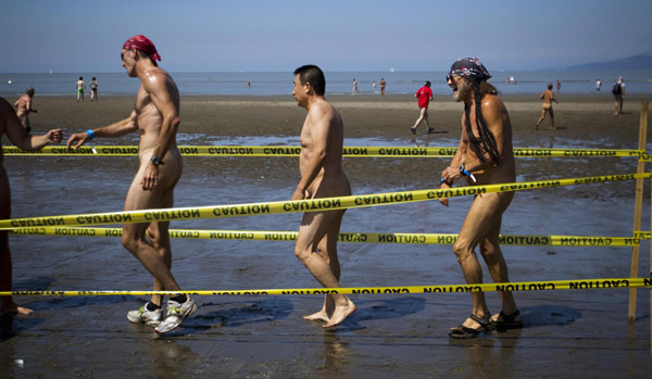 Bare buns run in Vancouver