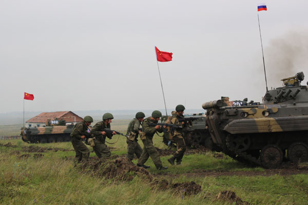 China and Russia to hold joint military drill 2013