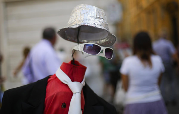 Stunning street performance in Rome