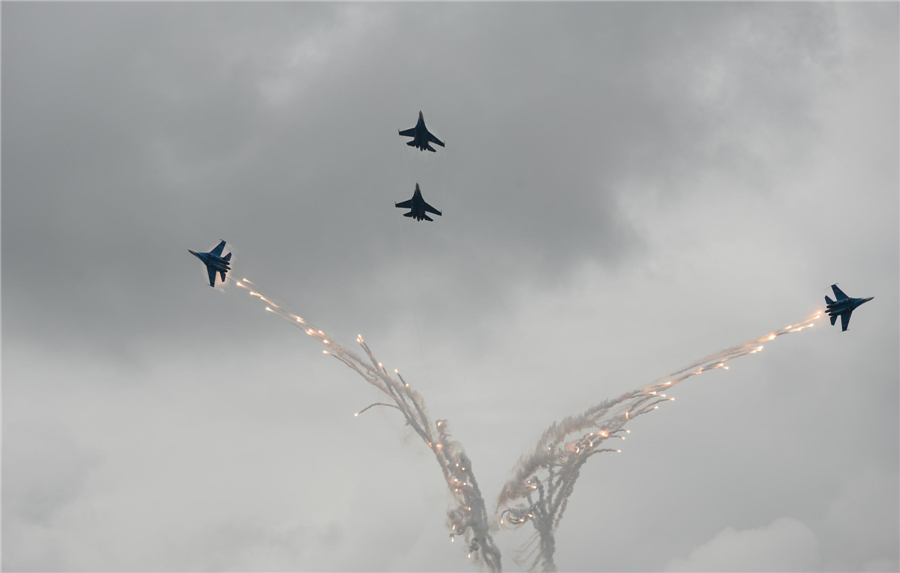 International air show ends with stunning flare