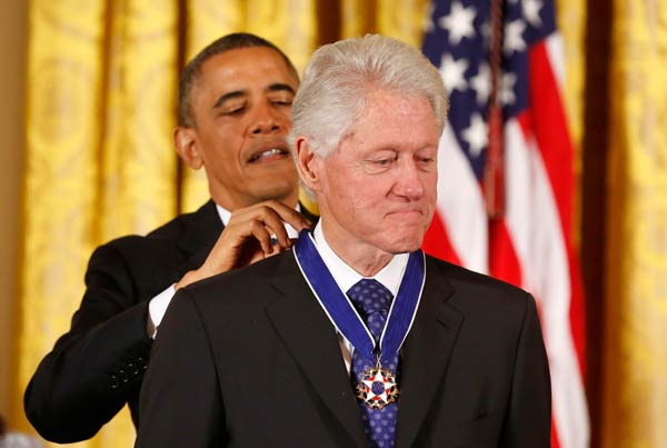 Obama opens JFK tribute with freedom medals