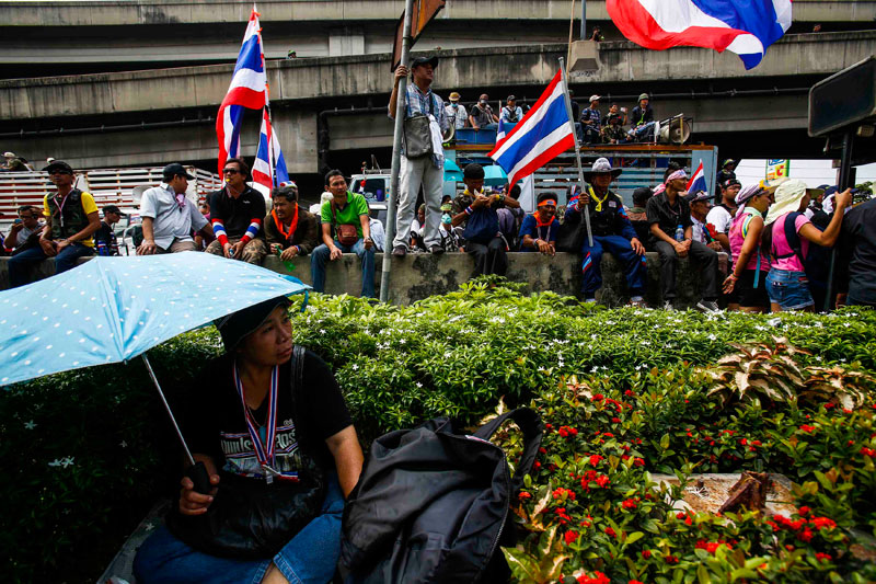 Thai court rules against crackdown on protests