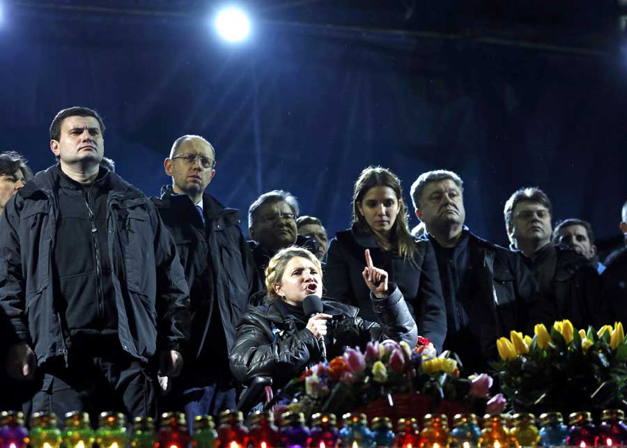 Freed Ukrainian opposition icon Tymoshenko rallies crowds