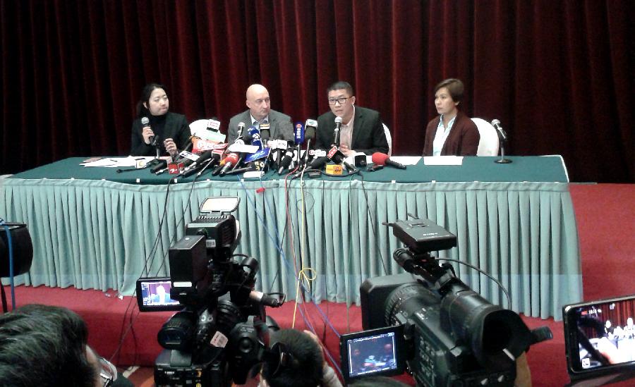 Malaysia Airlines holds press conference in Beijing on missing flight