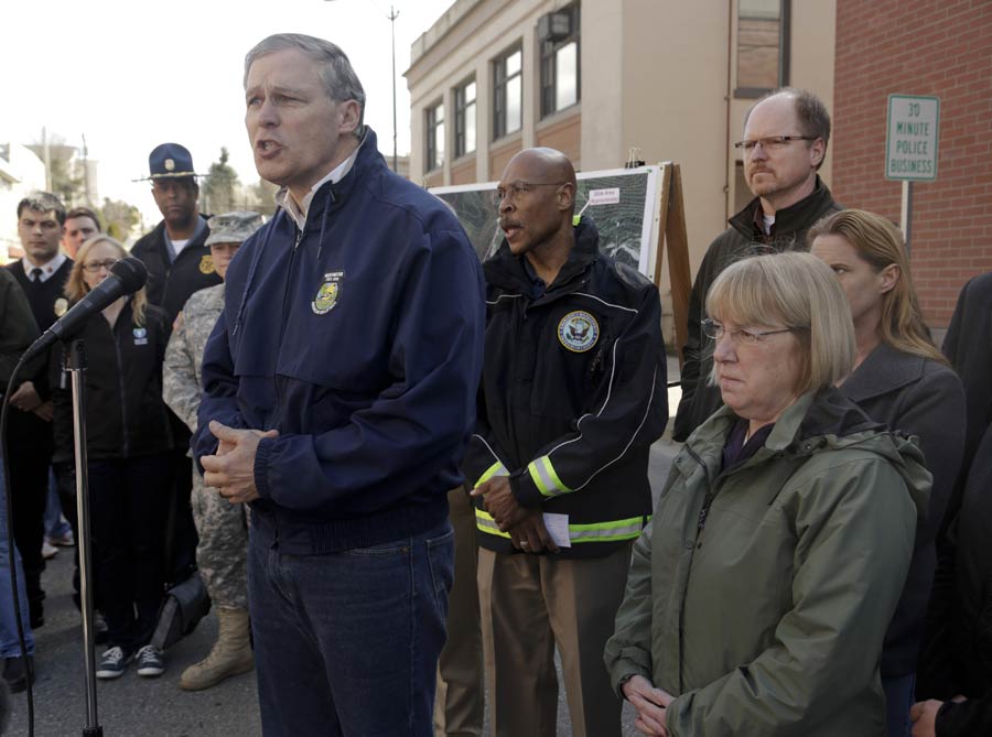 3 dead, 18 missing after Washington landslide