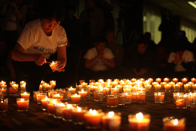 Vigil marks one month since MH370 vanished