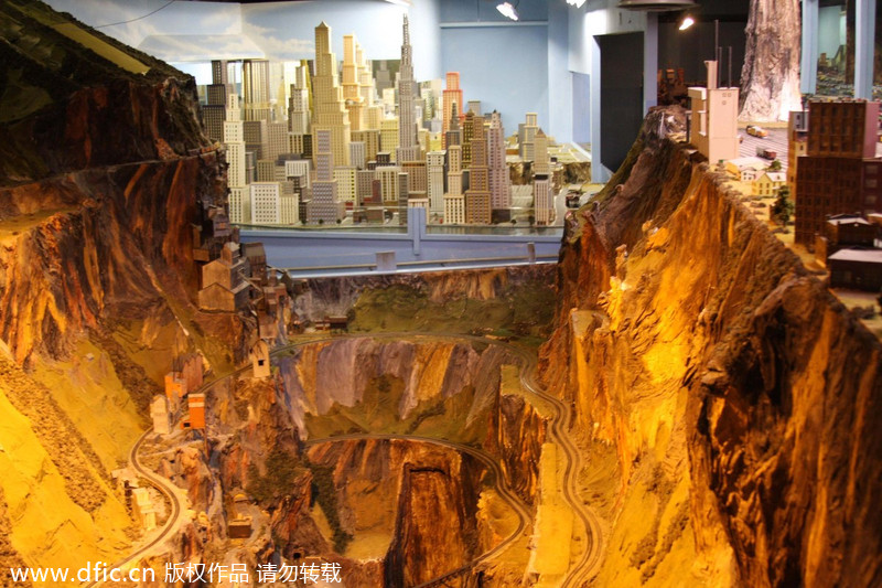 World's largest model railway 'Northlandz'