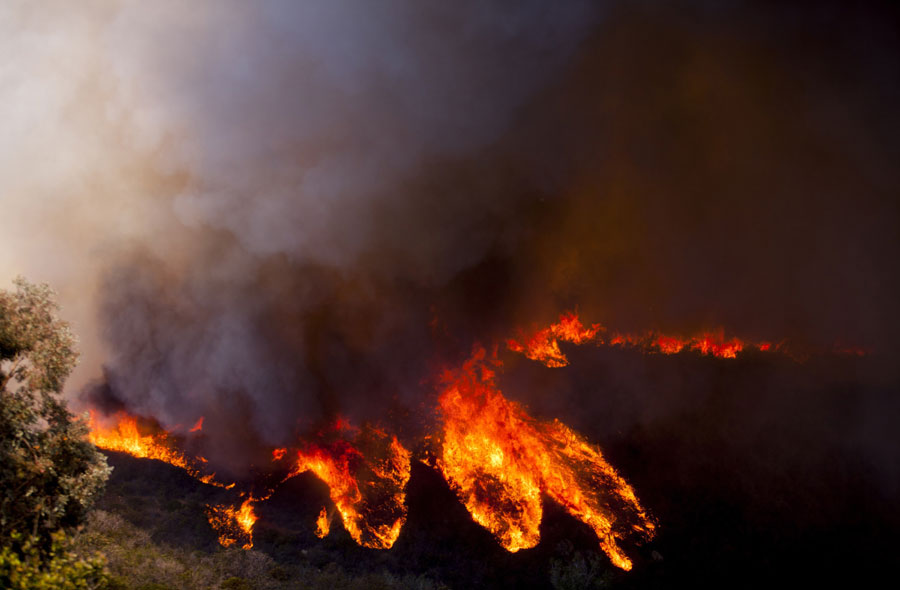 13,000 more asked to evacuate in California fire