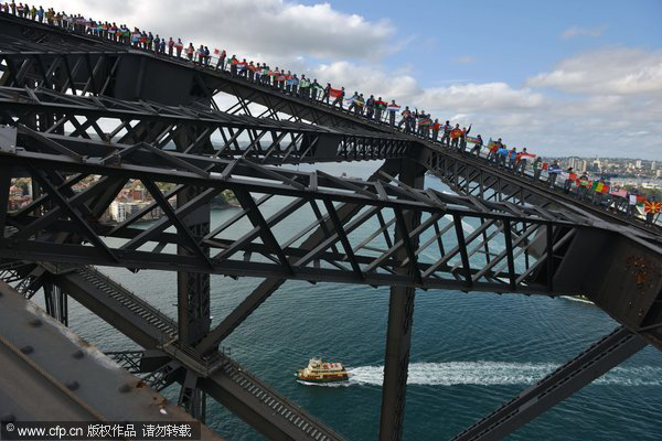 Sydney Harbour Bridge climb breaks record