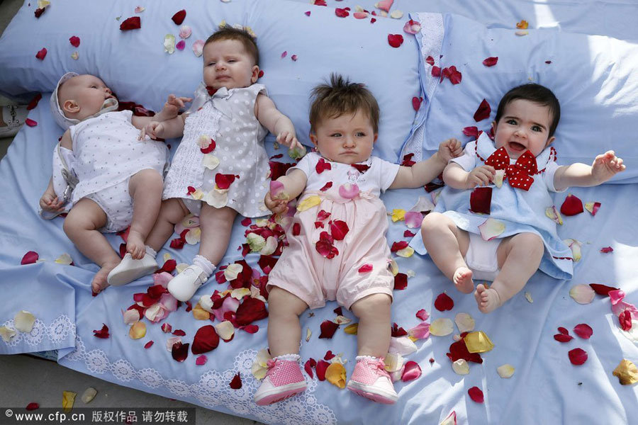 'Baby jumping' festival in Spain