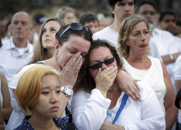 Bodies from jet returned to Dutch soil