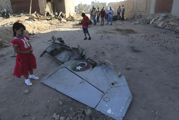 Libyan warplane crashes in Benghazi