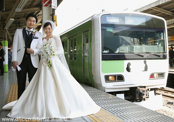 Say I DO on wacky weddings when love is in the air