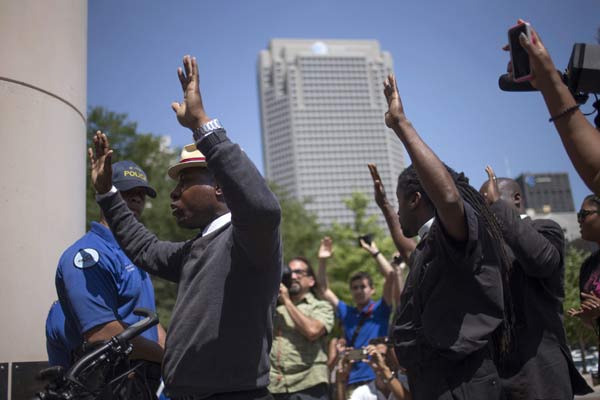 Demonstrations resume in Missouri