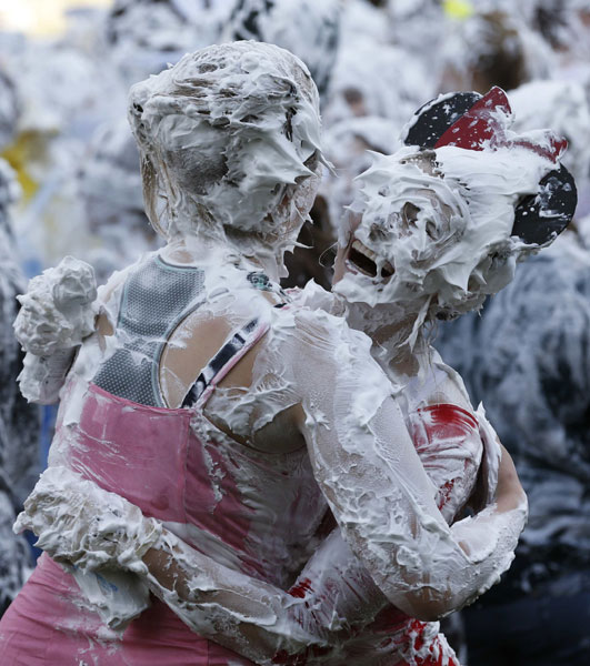 Foam fight celebrated in St Andrews University