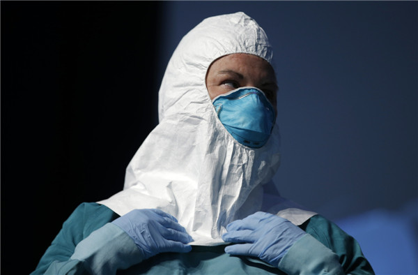 US Healthcare workers attend Ebola educational session