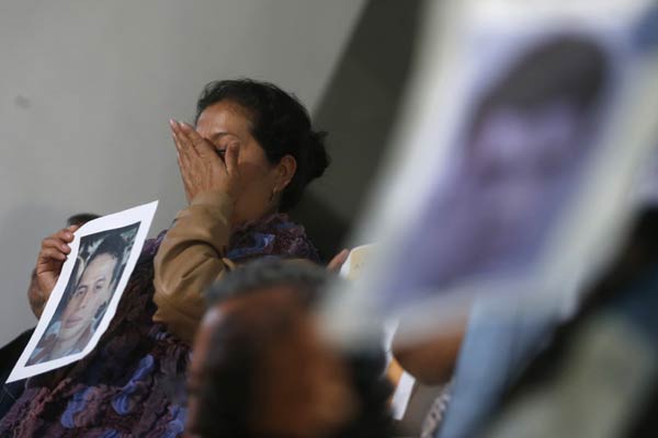 Fathers of missing Mexican students blast president