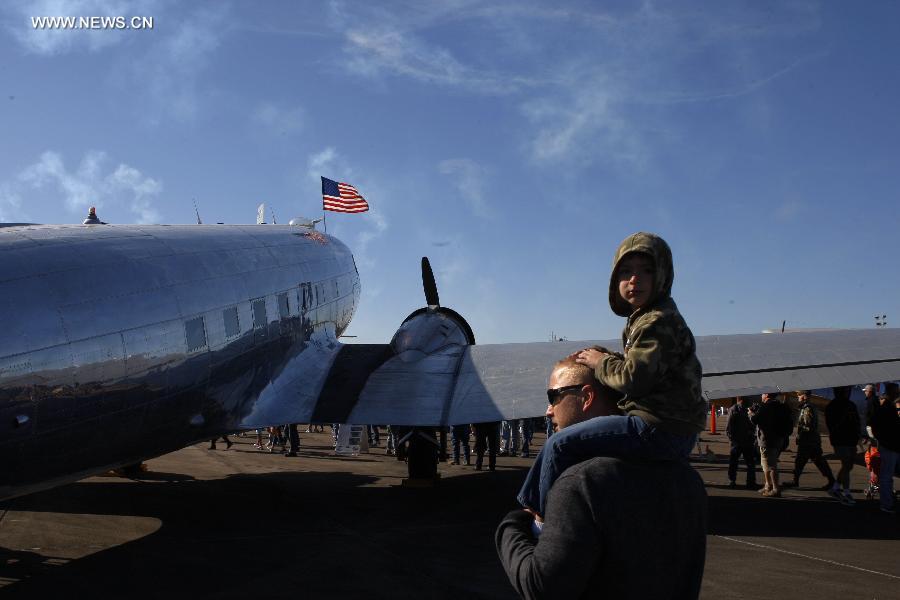 Annual Houston air show kicks off