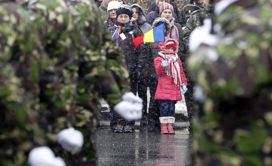 Romania celebrates National Day with military parade