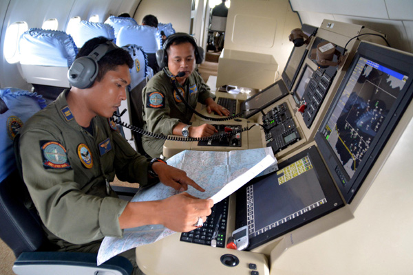 Missing AirAsia plane maybe at sea bottom: Indonesian official