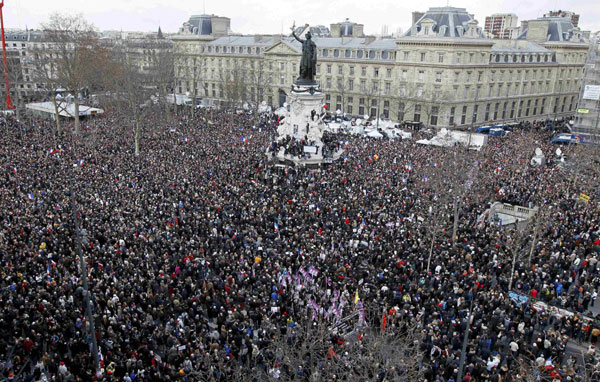 World leaders gather for Paris march honouring attack victims