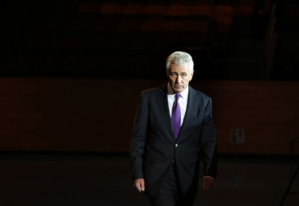 Outgoing US Defense Secretary Hagel lauded at farewell