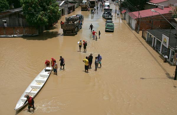 Floods displace over 2,000 in Brazil