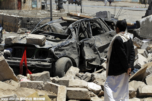 Warship arrives to evacuate Chinese nationals from Yemen